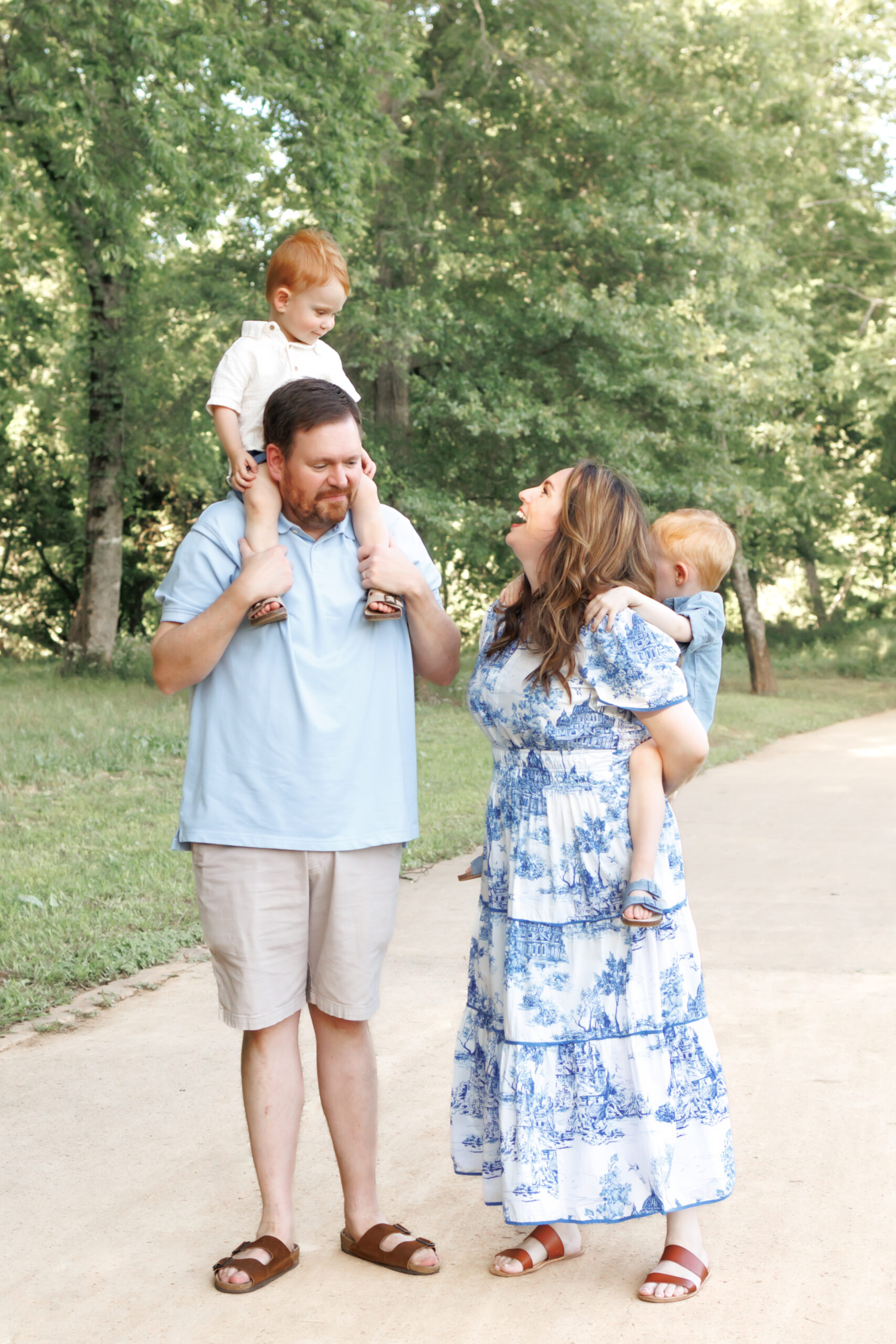Family portrait session at Hays Preserve