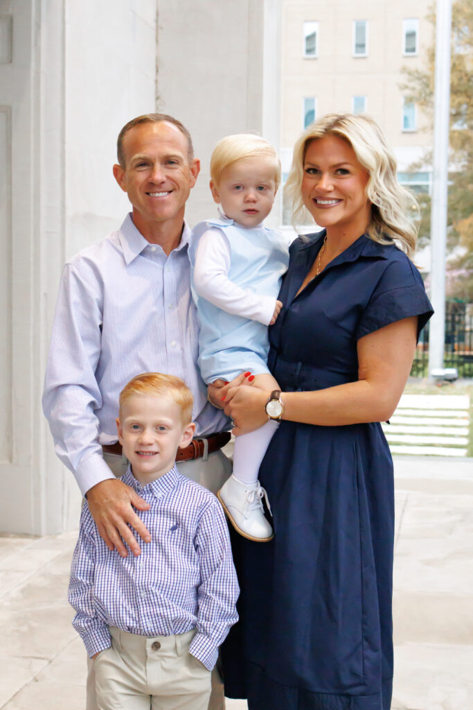 Family photographer in Madison, AL